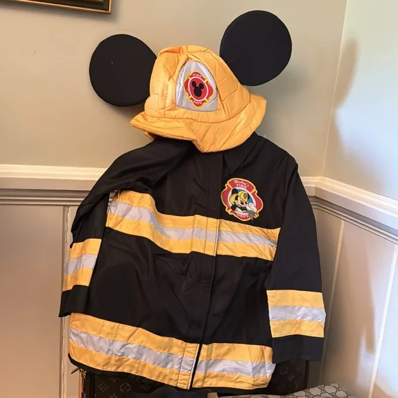 Disney Store Fireman Mickey Mouse Boys Kids Youth Halloween Costume M Medium - Picture 4 of 12